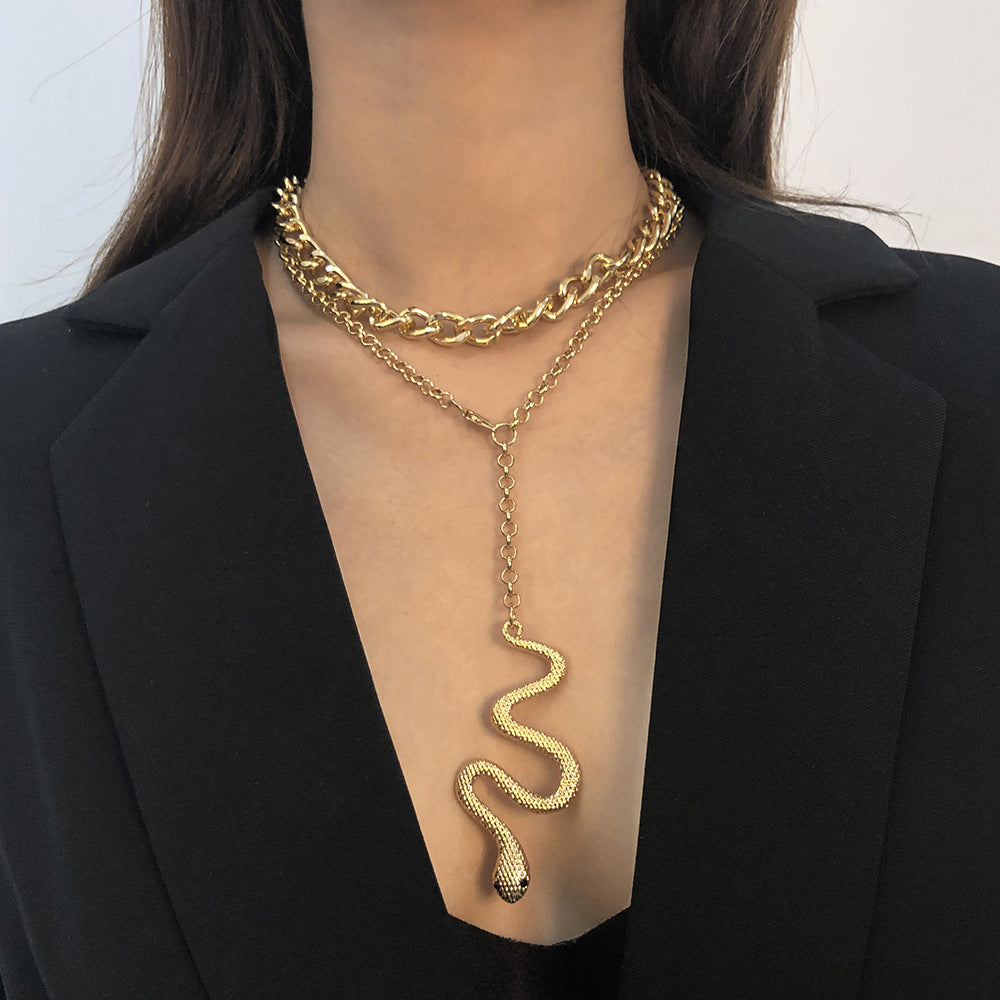 Snake Shaped Necklace Set - Luxury Look